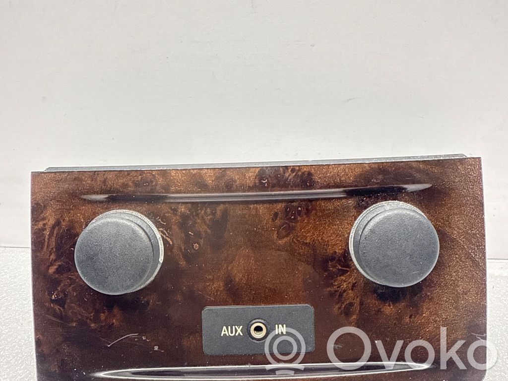 BMW 5 E60 E61 Panel gniazda zapalniczki tylnej tunelu środkowego 
