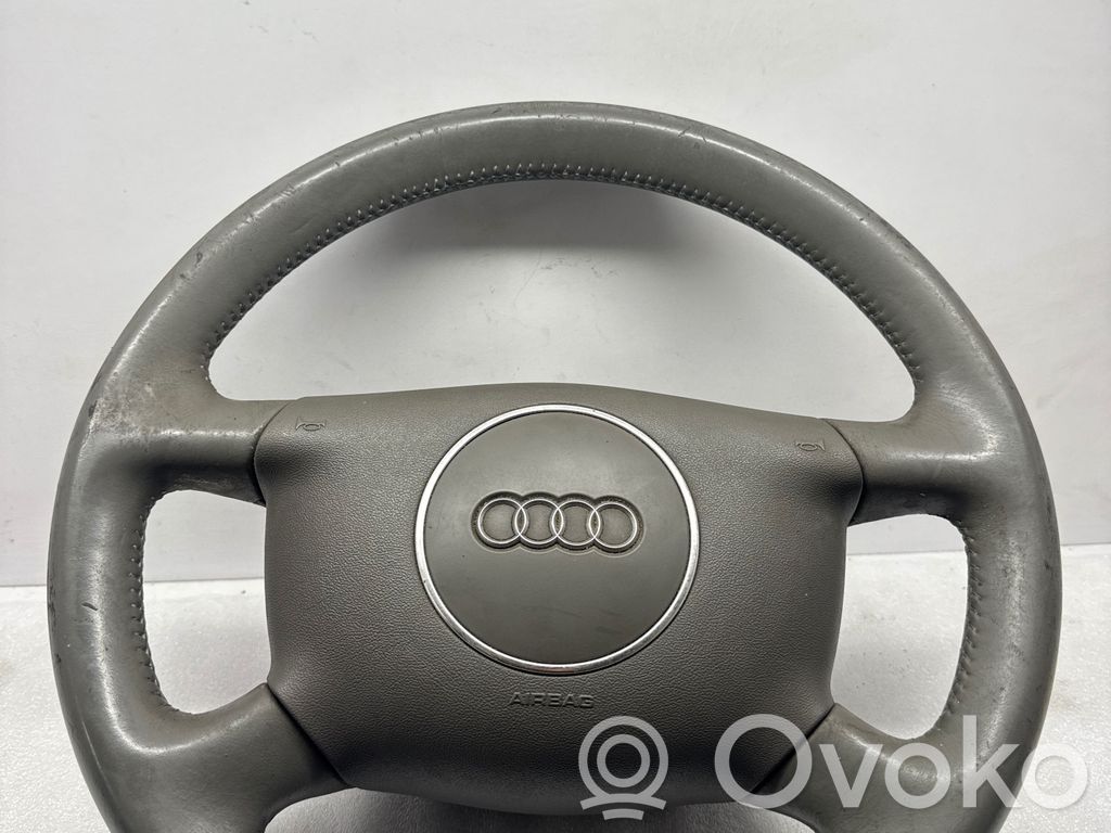 Audi A6 S6 C5 4B Ohjauspyörä 