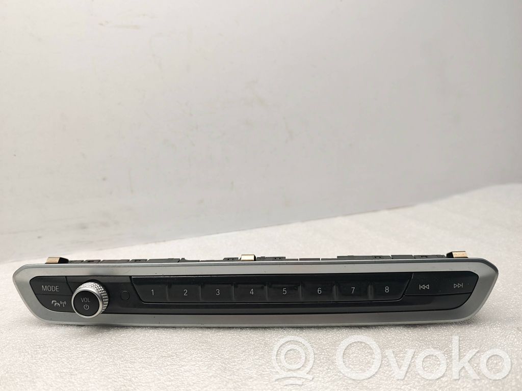 BMW X5 G05 Head unit multimedia control 