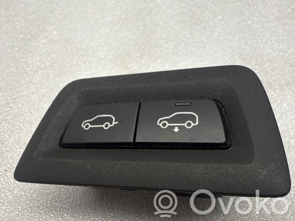 BMW X5 G05 Tailgate opening switch 