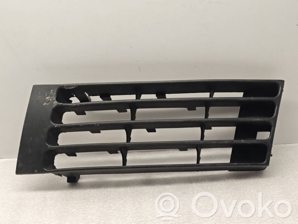 Audi A4 S4 B5 8D Front grill 