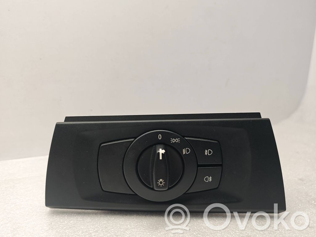Light switch   6932798,300704102,33600202