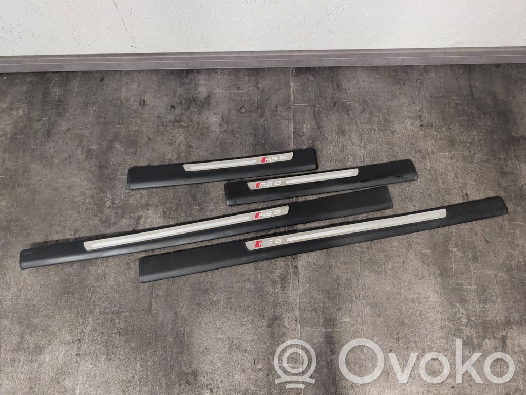 Audi RS6 C6 Zestaw listew progowych (wewnętrznych) 