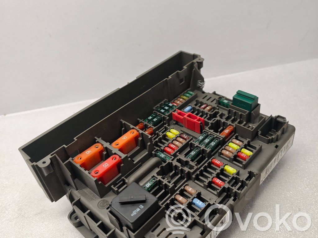 BMW 3 E90 E91 Fuse box set 