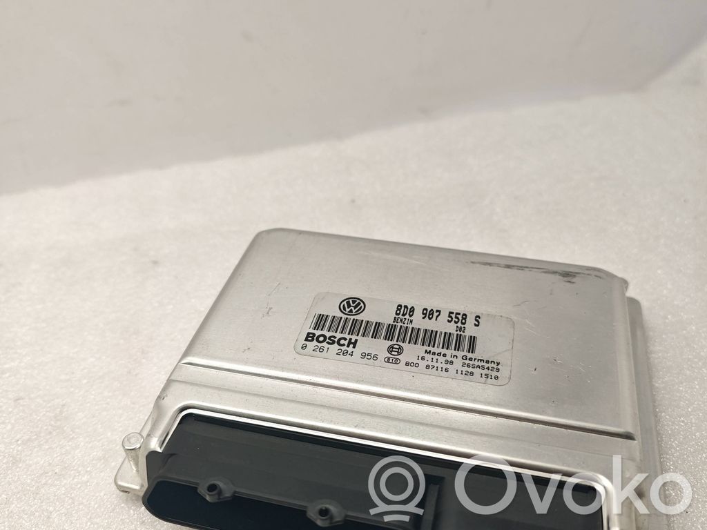 Engine control unit/module   8D0907558S,26SA5429,0261204956