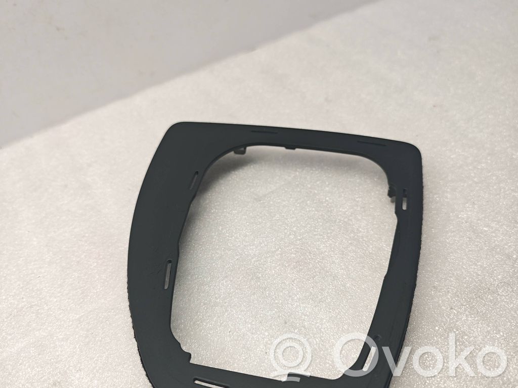 BMW 5 E60 E61 Rivestimento in plastica cornice della leva del cambio 