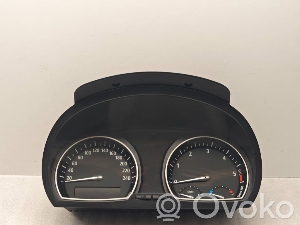 BMW X3 E83 Speedometer (instrument cluster) 