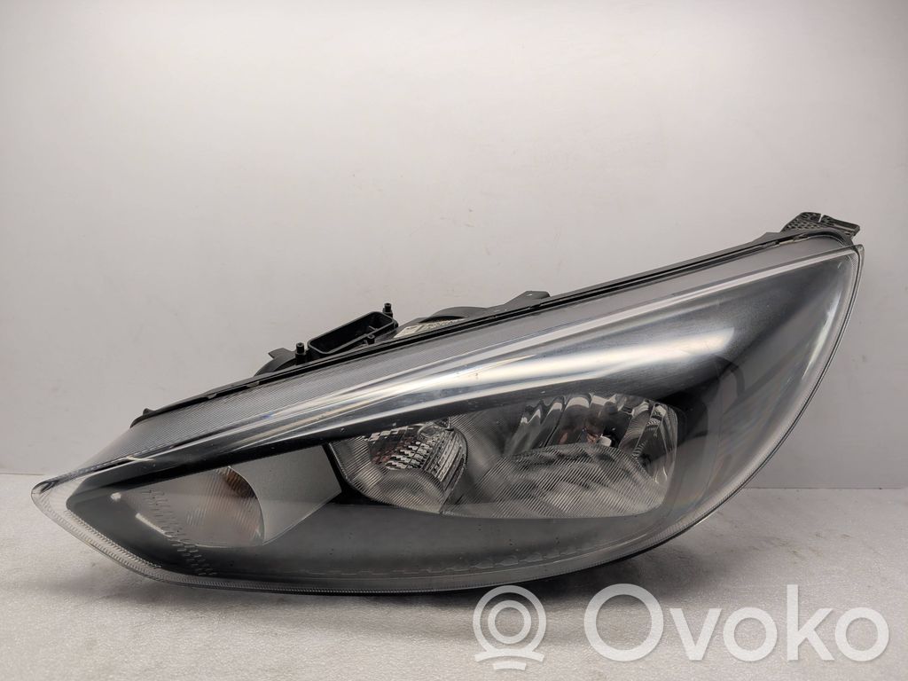 Ford Focus Scheinwerfer 