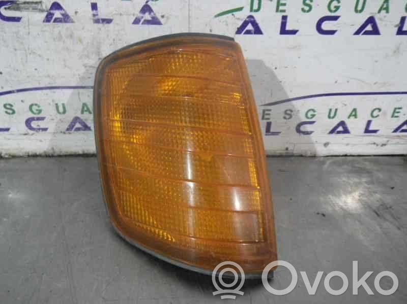 Mercedes-Benz 300 SL-24 Semnalizator față