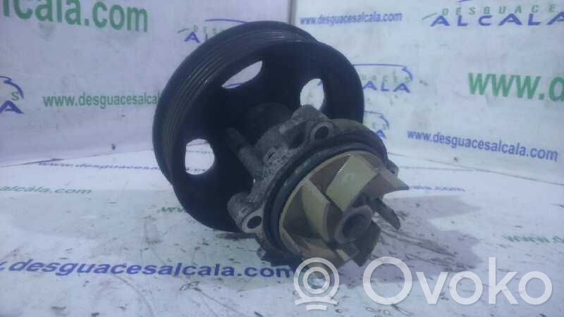 Opel Corsa C Vesipumppu 