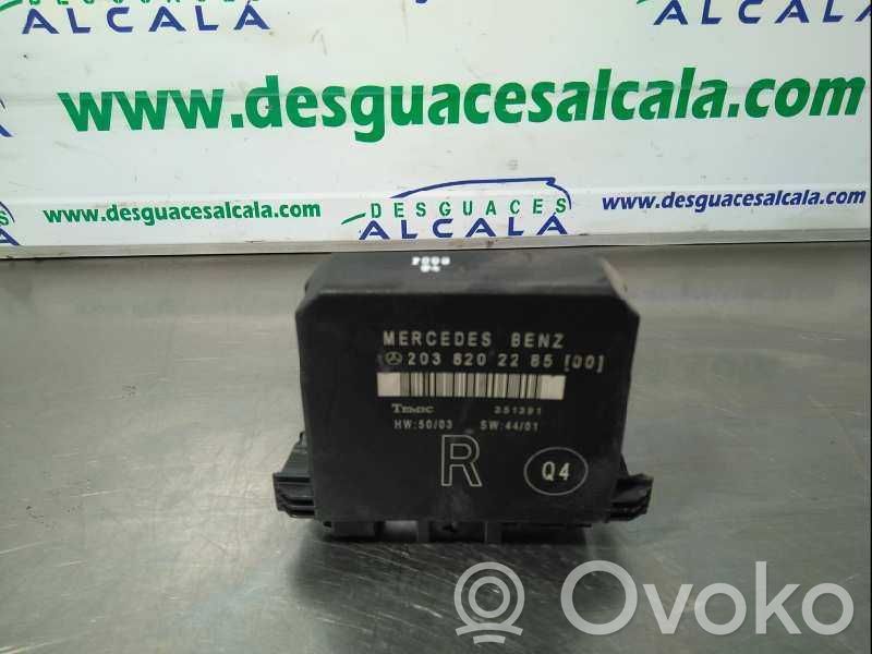 Mercedes-Benz C W203 Unidad de control de puerta 