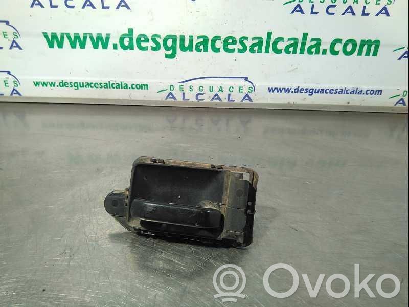 Manecilla interna puerta trasera
