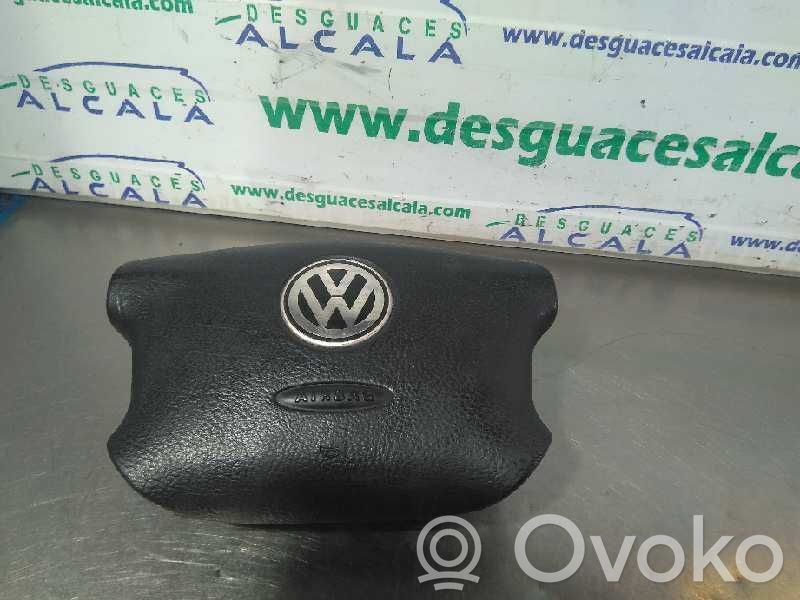 Volkswagen Passat Alltrack Ohjauspyörän turvatyyny 