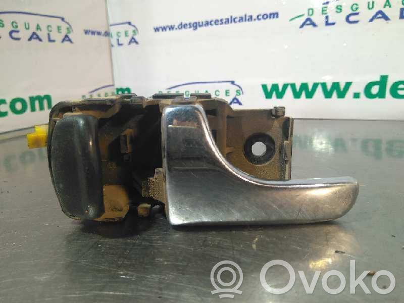 Manecilla interna puerta delantera   8067190J00