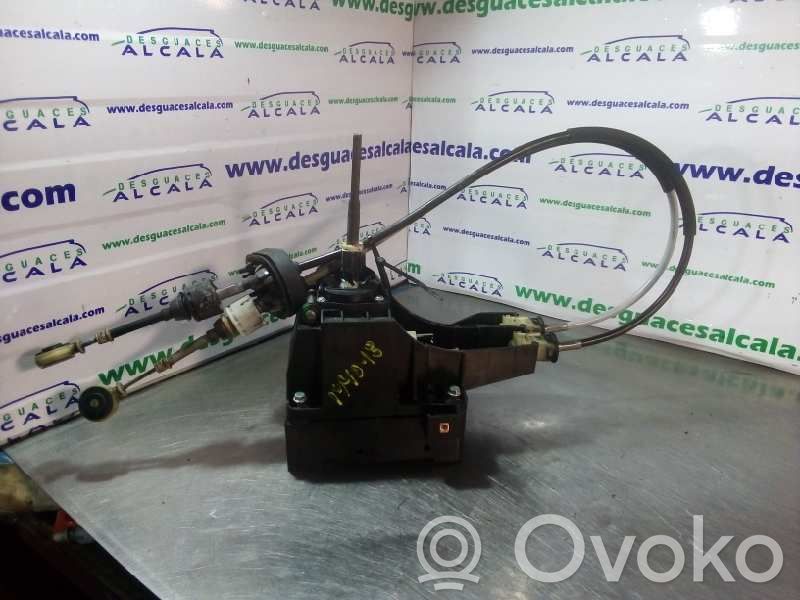 Opel Astra J Manetă schimbător viteze 