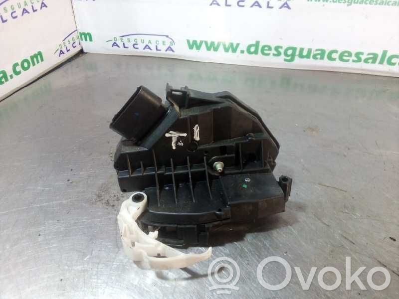 Cerradura de puerta trasera   4PINES