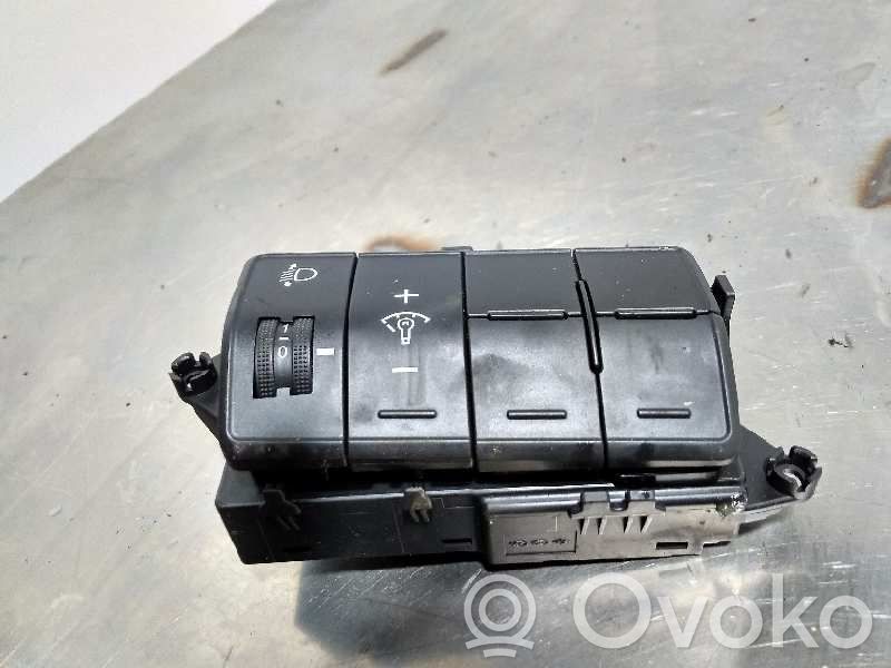 Hyundai i30 Interruptor de control del panel de luces 