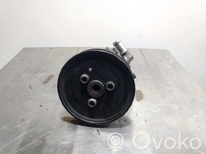 Ohjaustehostimen pumppu   4F0145155A,13CM
