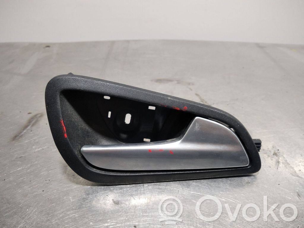 Ford Focus Manecilla interna puerta delantera 