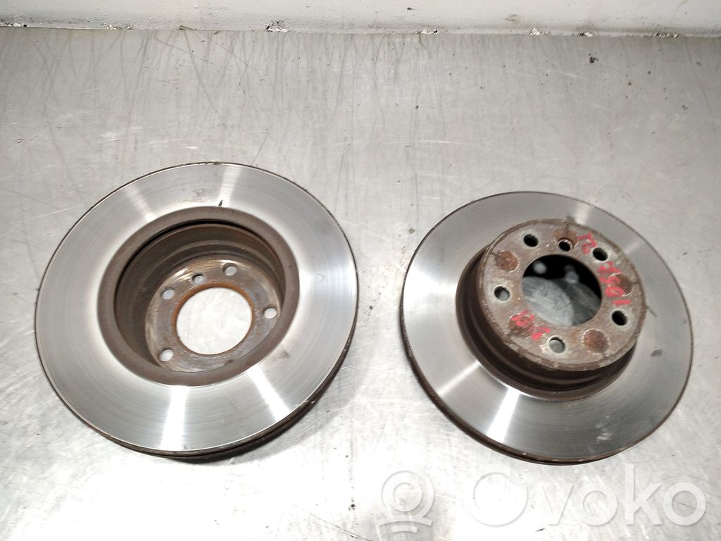 BMW 5 E60 E61 Priekinis stabdžių diskas 