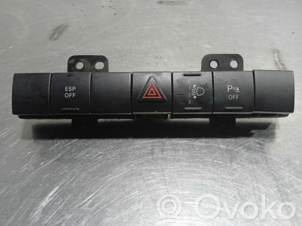 Dodge Nitro Interruptor de la calefacción de la luna/parabrisas 
