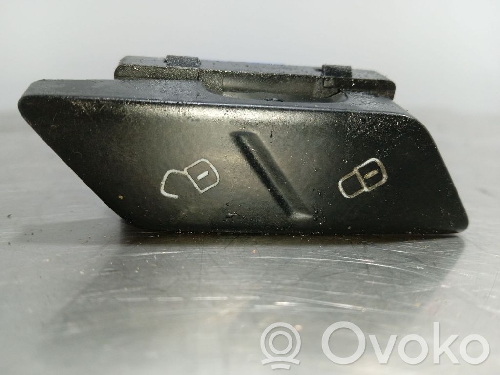 Volkswagen Caddy Interruptor de la calefacción de la luna/parabrisas 