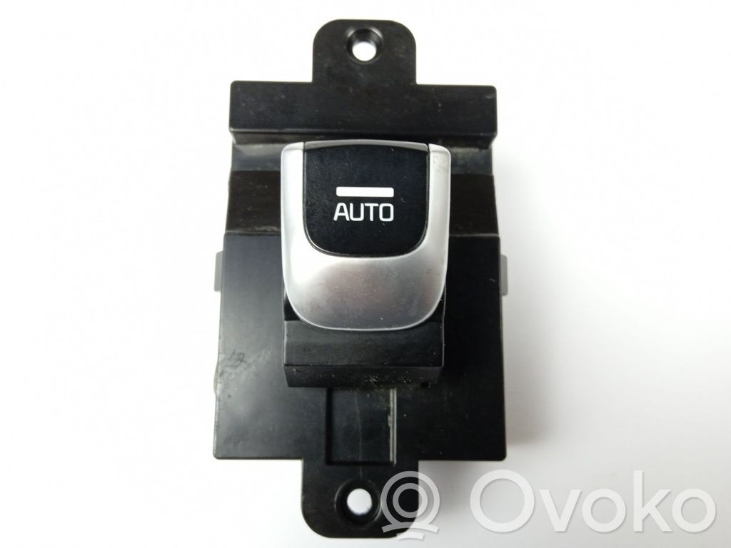 KIA Optima Electric window control switch 