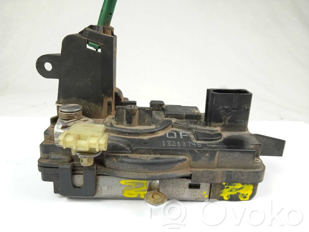 Opel Zafira B Încuietoare ușă față 
