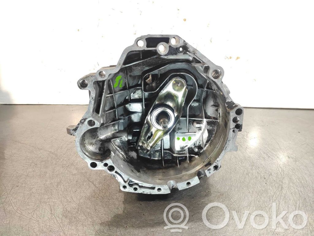 5 Gang Schaltgetriebe   DHF,012300052EX