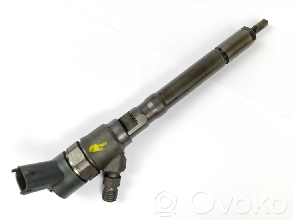 Inyector de combustible   0445110126,3380027900