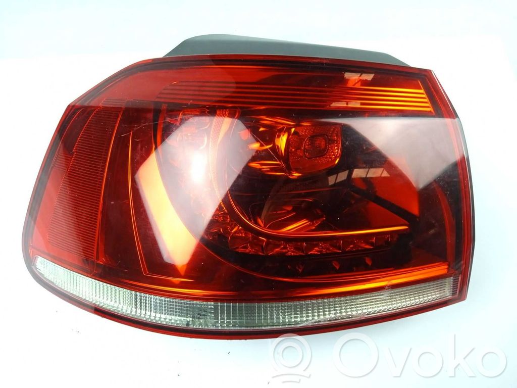 Volkswagen Golf SportWagen Lampa tylna 