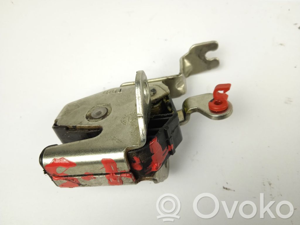 Tailgate lock latch   914740