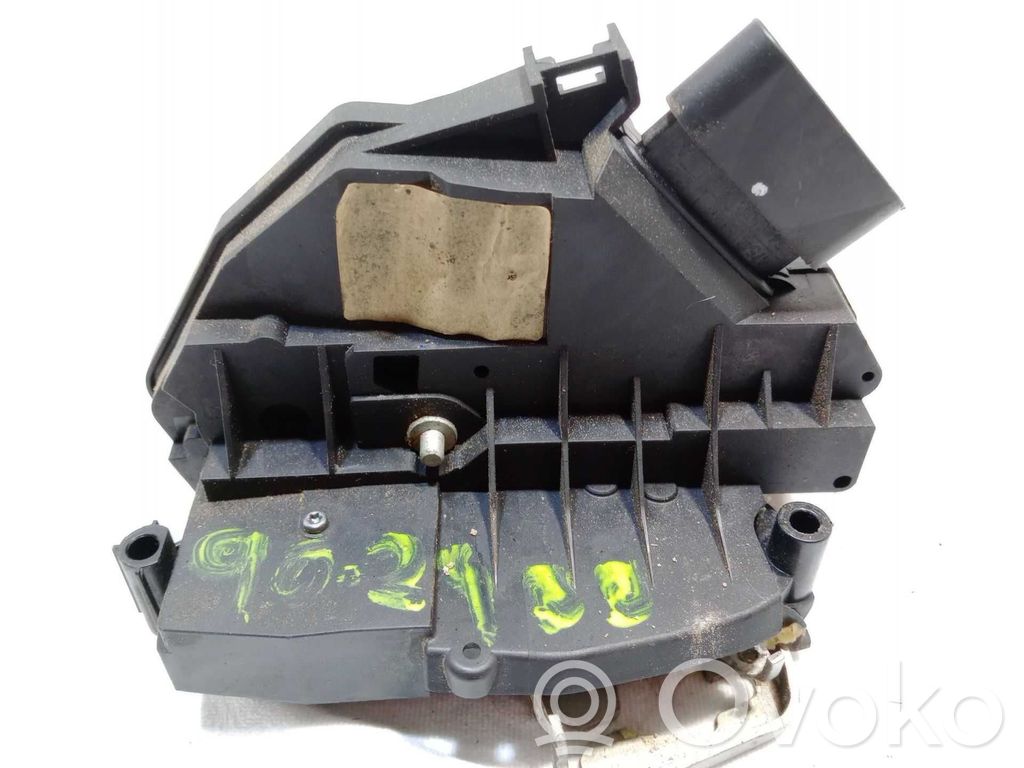 Etuoven lukko   EM2AU21812BC