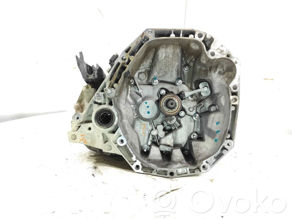 Renault Clio III Manuaalinen 5-portainen vaihdelaatikko