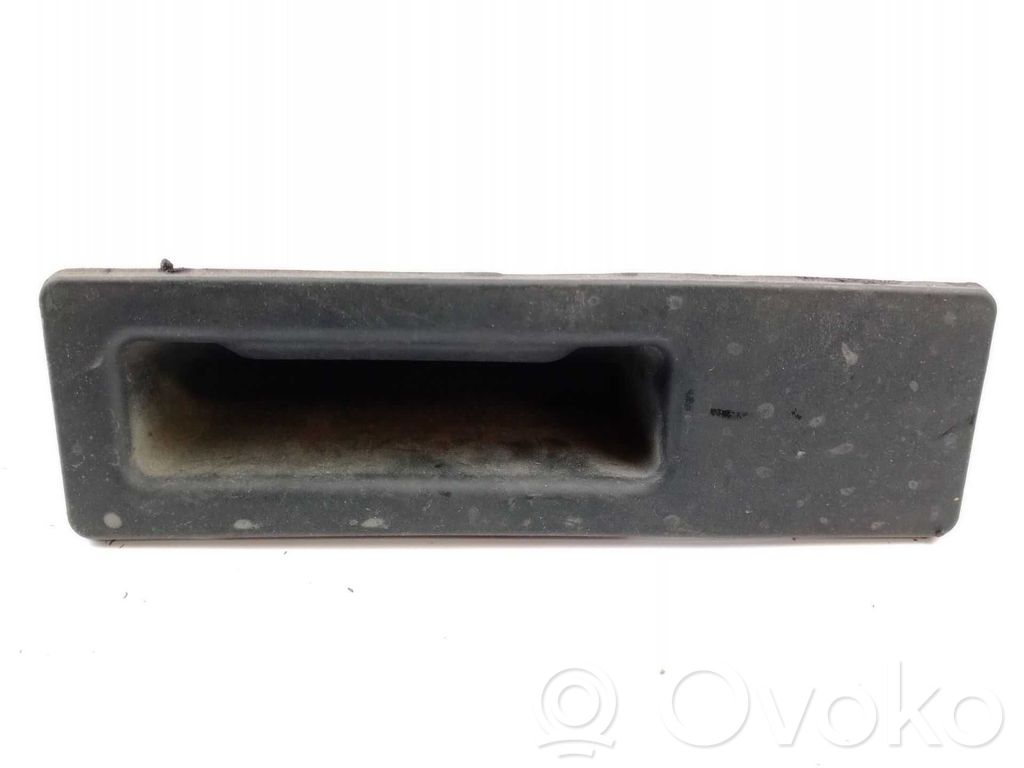 BMW X1 F48 F49 Przycisk / Przełącznik ogrzewania szyby przedniej / czołowej 