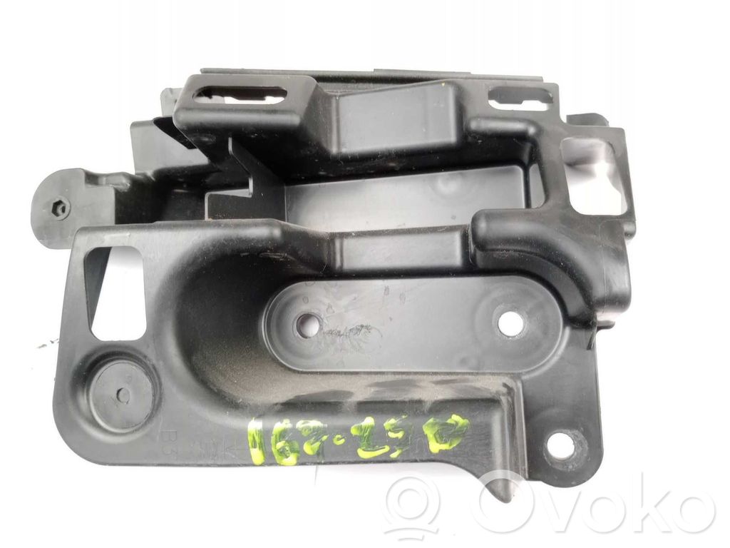 Peugeot 208 II Suport montare bară spate
