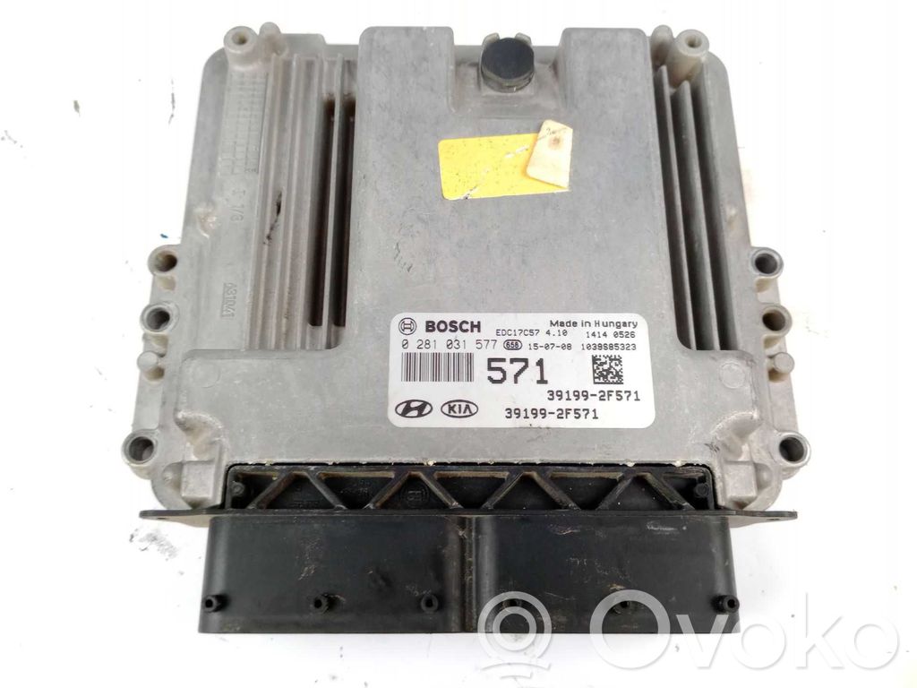 Unidad de control/módulo del motor   0281031577,391992F571