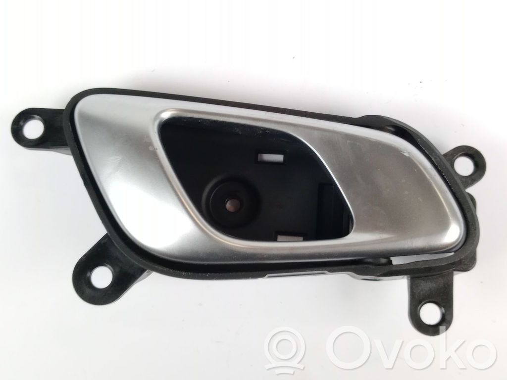 Manecilla interna puerta trasera   83623J7000