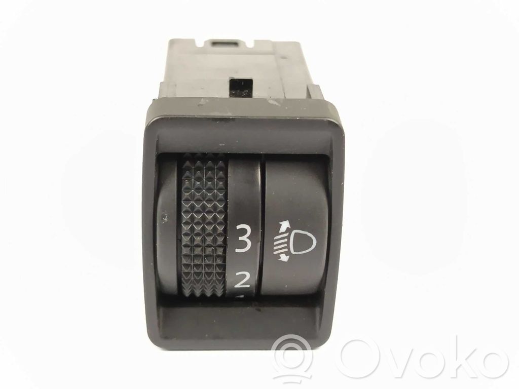 Nissan Micra C+C Panel lighting control switch 