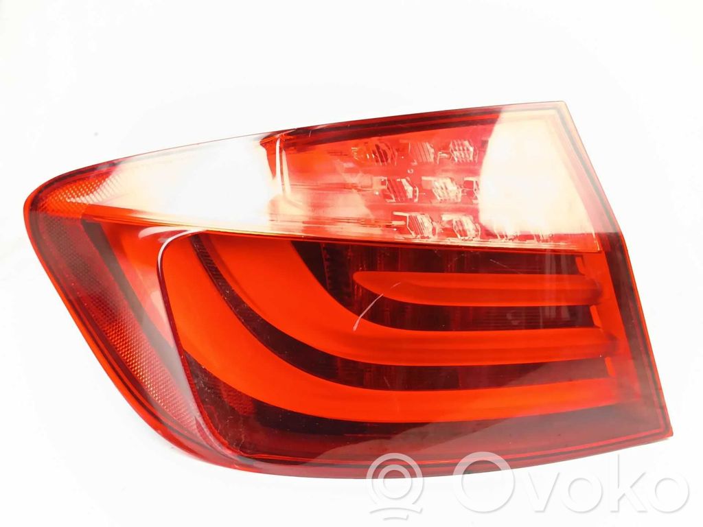 BMW 5 F10 F11 Lampă spate în caroserie