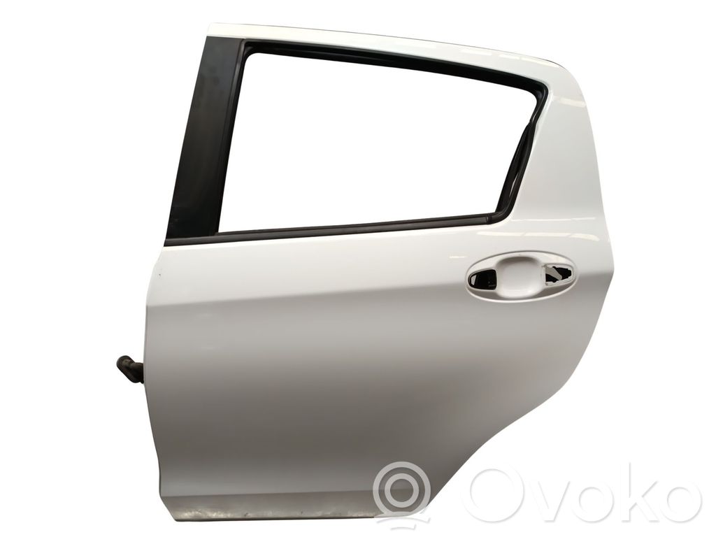 Puerta trasera   670040D210