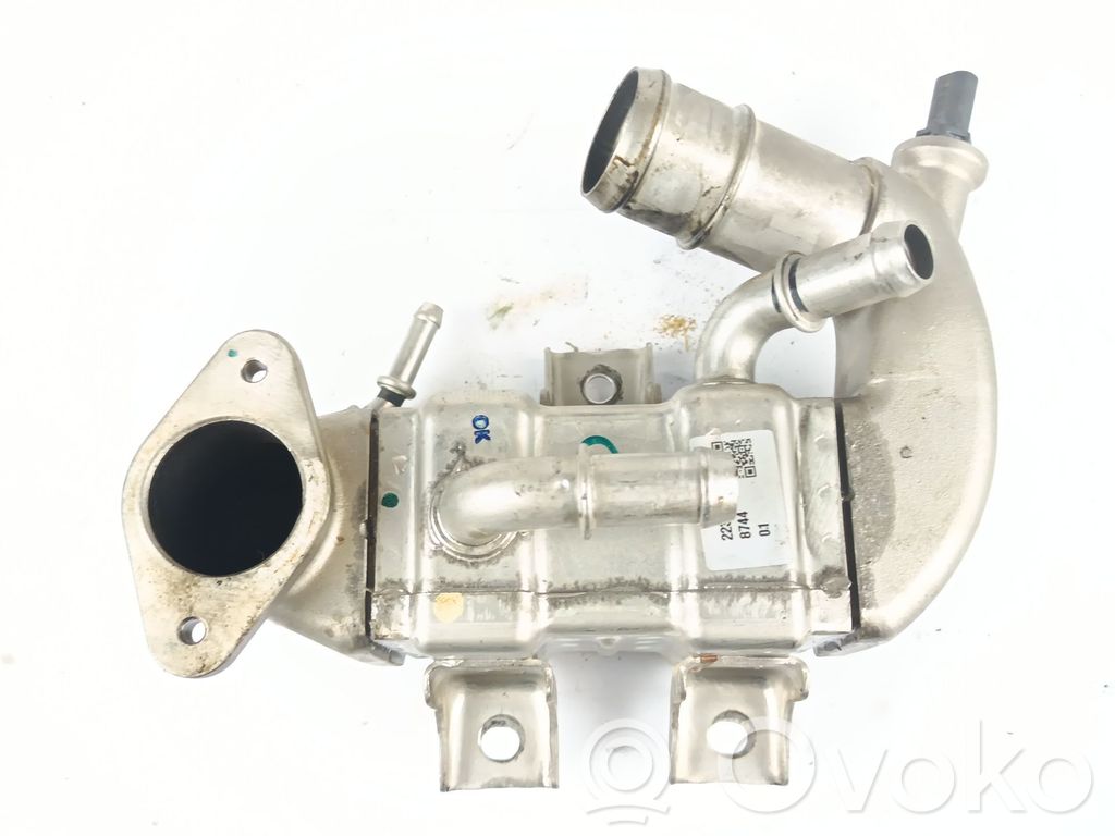 Jaguar E-Pace Engine oil radiator 