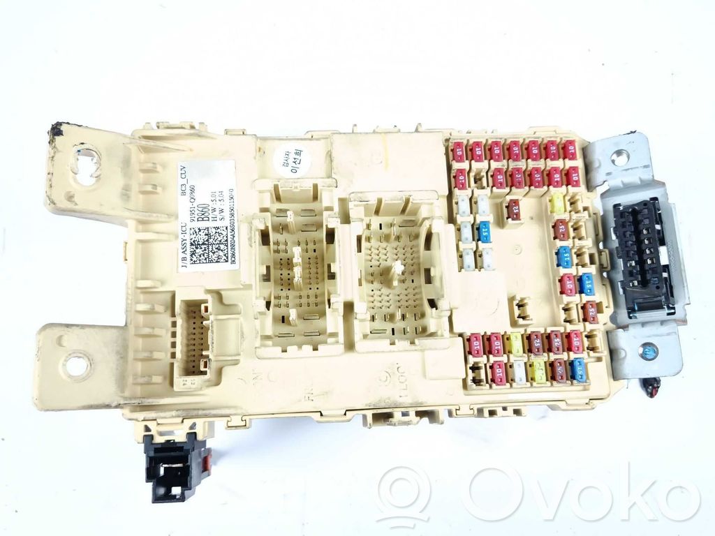 Hyundai Bayon Unidad de control del BSM
