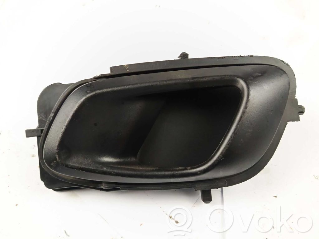 Hyundai Bayon Manecilla interna puerta trasera 