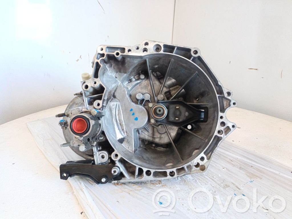Peugeot 2008 I Manualna 5-biegowa skrzynia biegów 