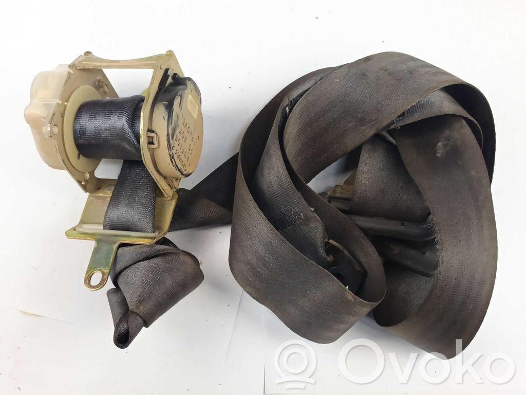 Mitsubishi Montero Sicherheitsgurt hinten 