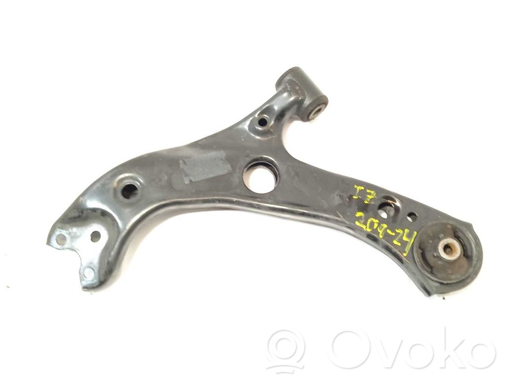 Toyota Corolla E160 E170 Querlenker vorne 
