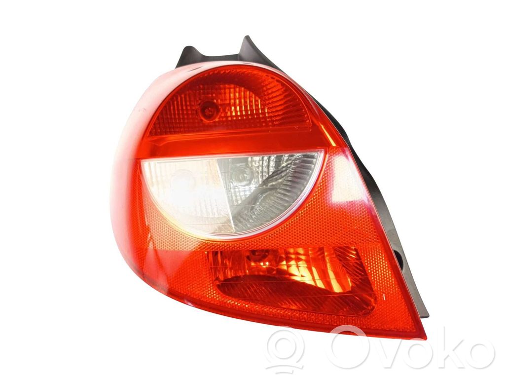 Renault Clio III Lampă spate în caroserie 