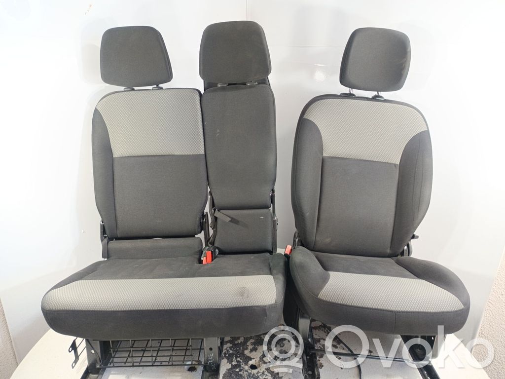 Nissan NV250 Beifahrersitz 