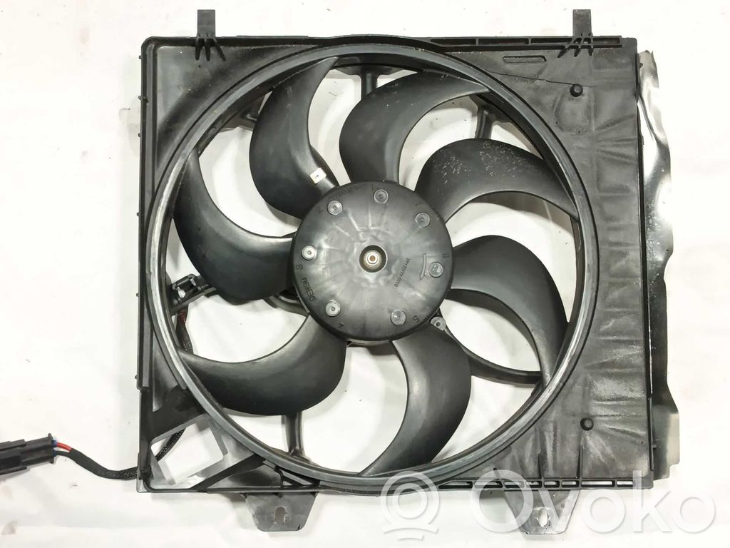 Jeep Avenger Ventilatore di raffreddamento elettrico del radiatore